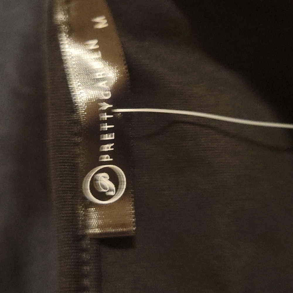 New Women's PrettyGarden Black Dress with pockets that ties in back. Size Medium - Picture 4 of 14